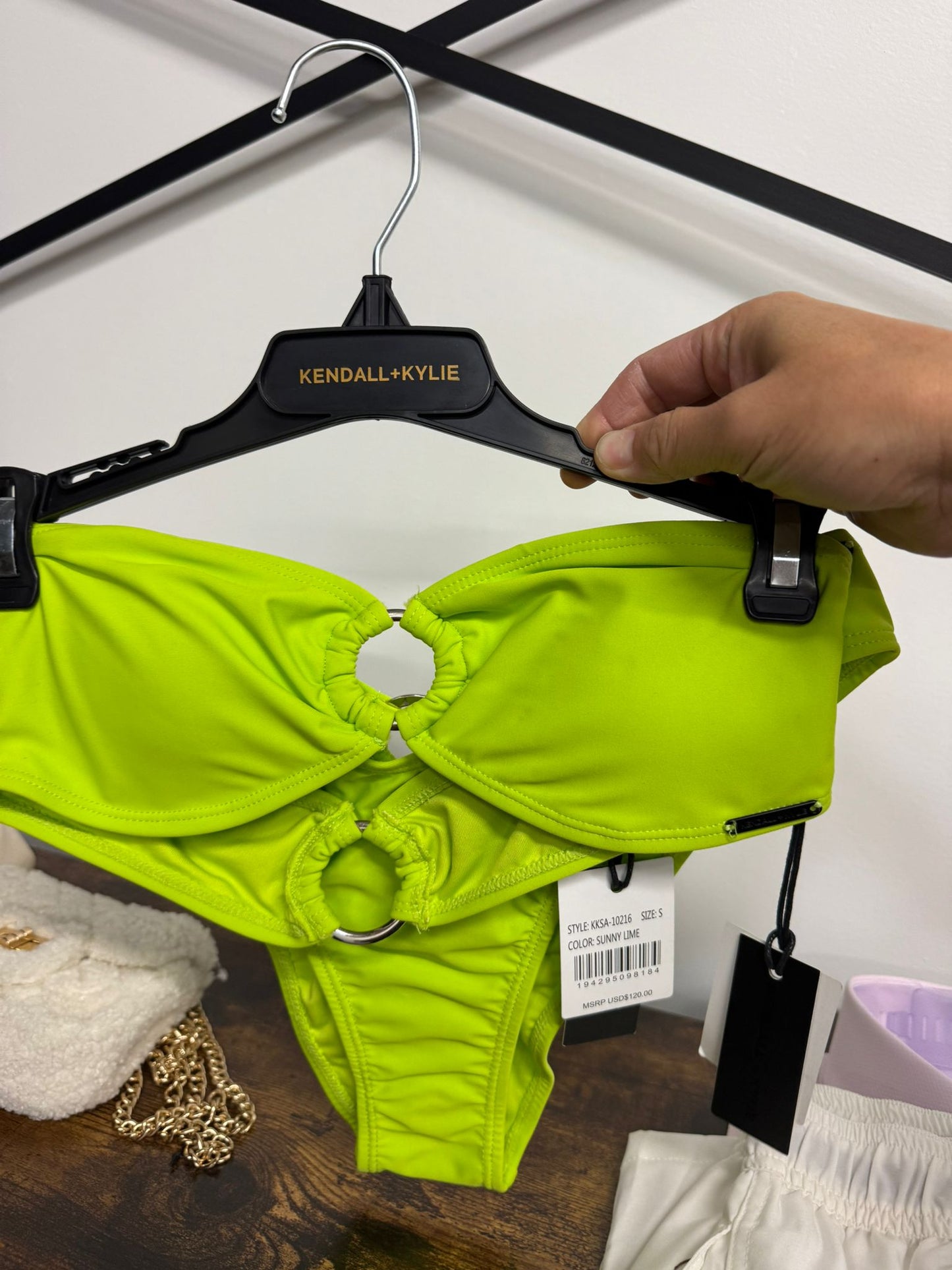 Kendal and Kylie’s swimsuit